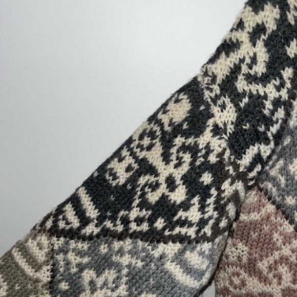 Vintage knit patterned sweater, size M - Picture 5 of 6